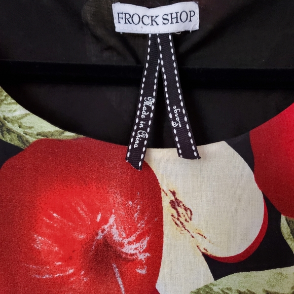 APPLE DRESS IN BLACK/RED - Picture 4 of 7